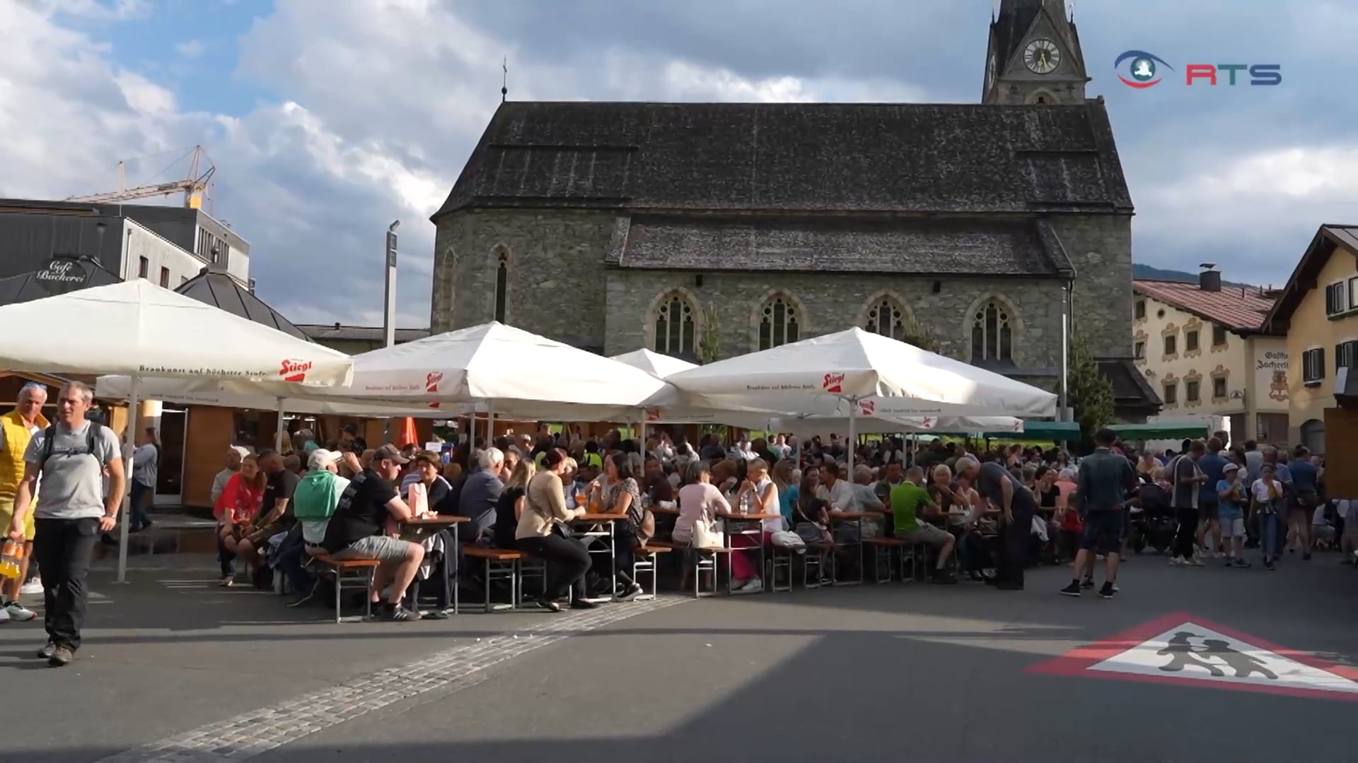 auftakt-der-sommerfestreihe-rund-uman-brunn-in-bruck-an-der-grossglocknerstrasse