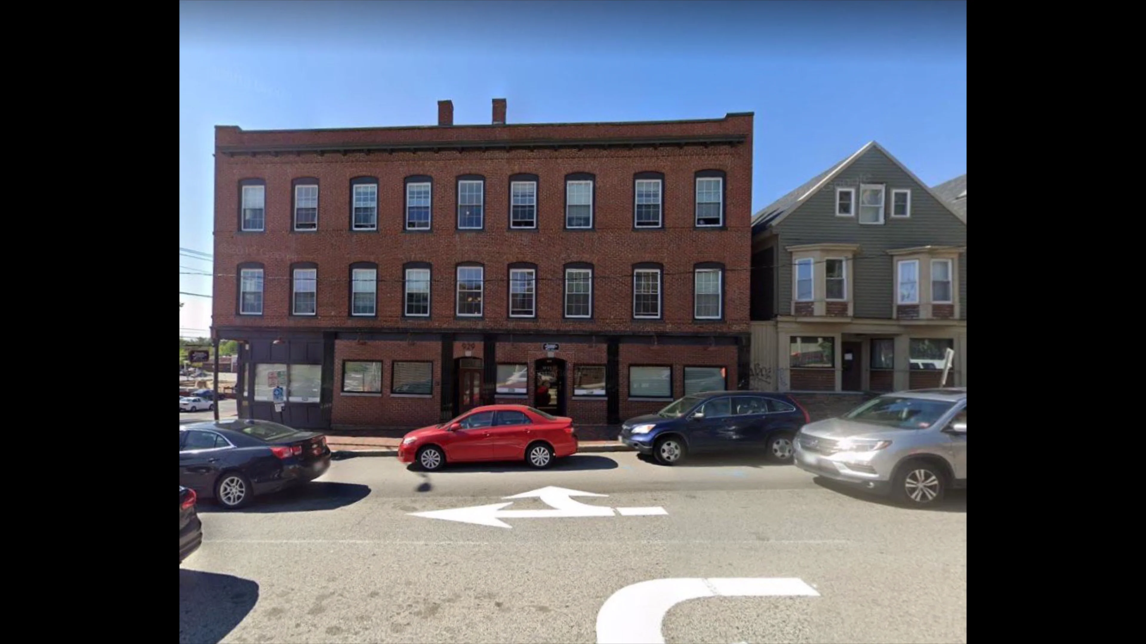 929 Congress St #6 Portland, ME on Vimeo