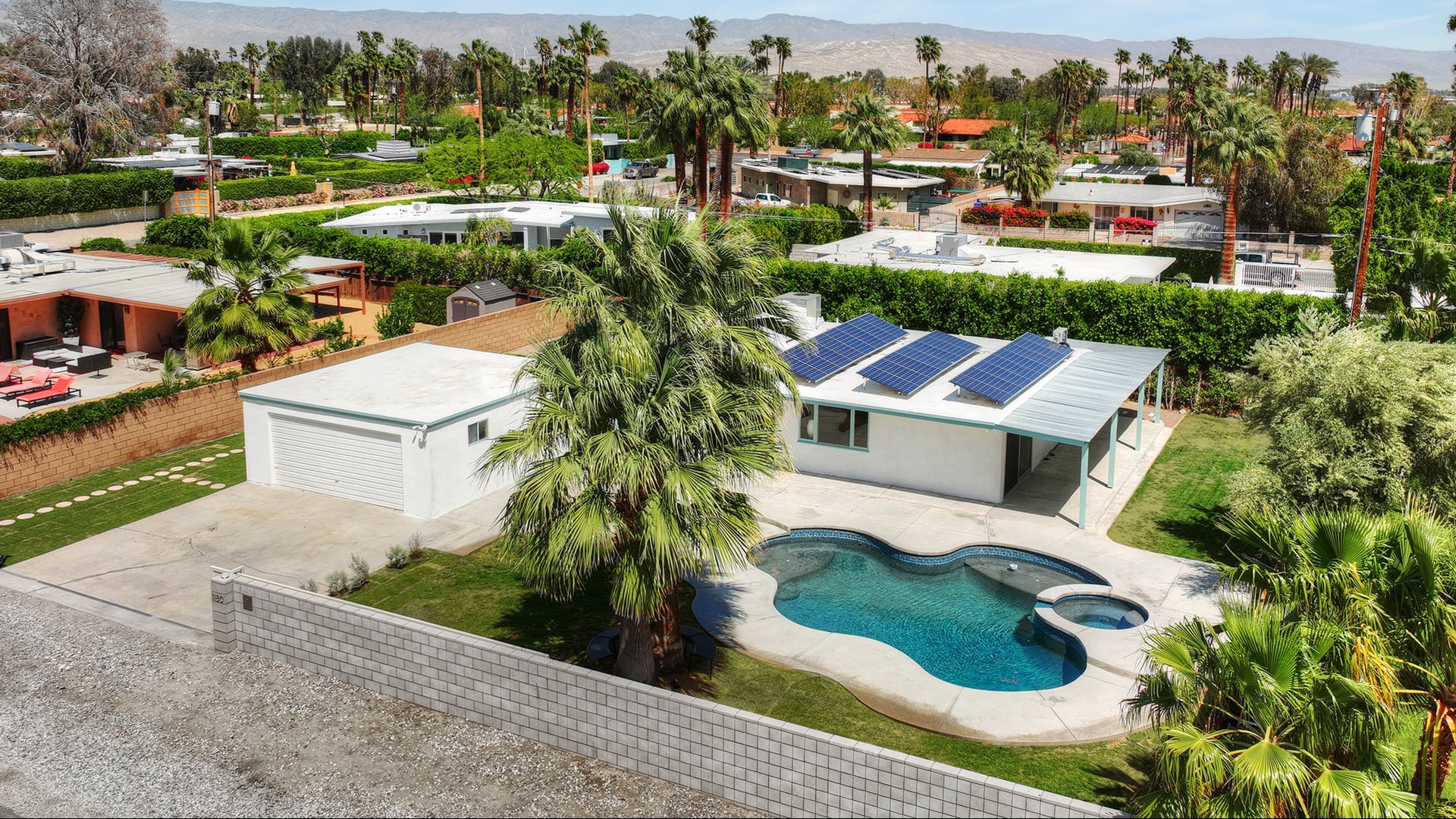 1180 Calle Rolph
