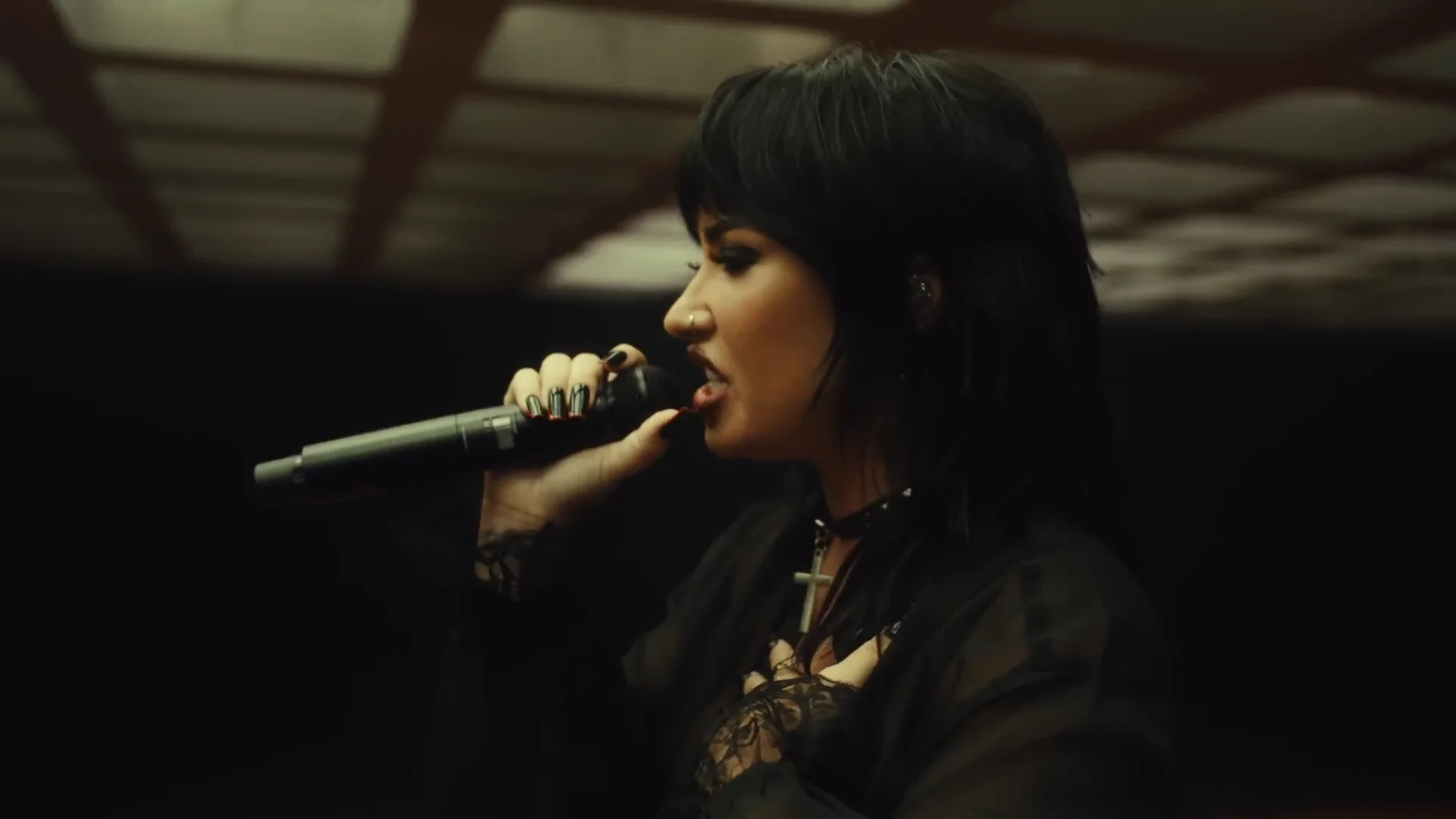 Demi Lovato - 29 (Official Live Performance)   Vevo
