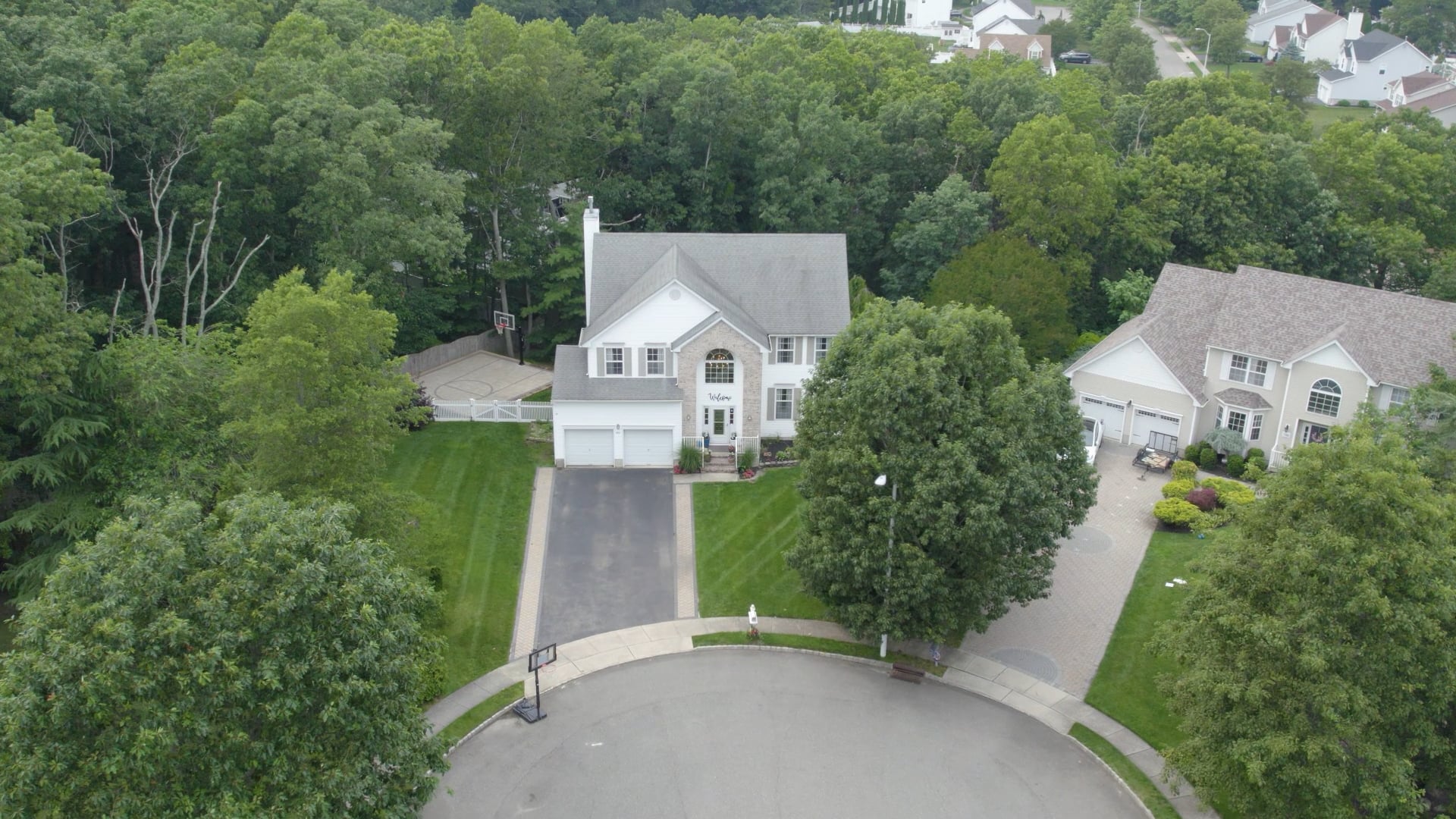 742 Spruce Hill Drive Hybrid Tour on Vimeo