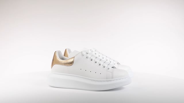 Tenis Blancos Casuales en Piel Exagerated, Mujer