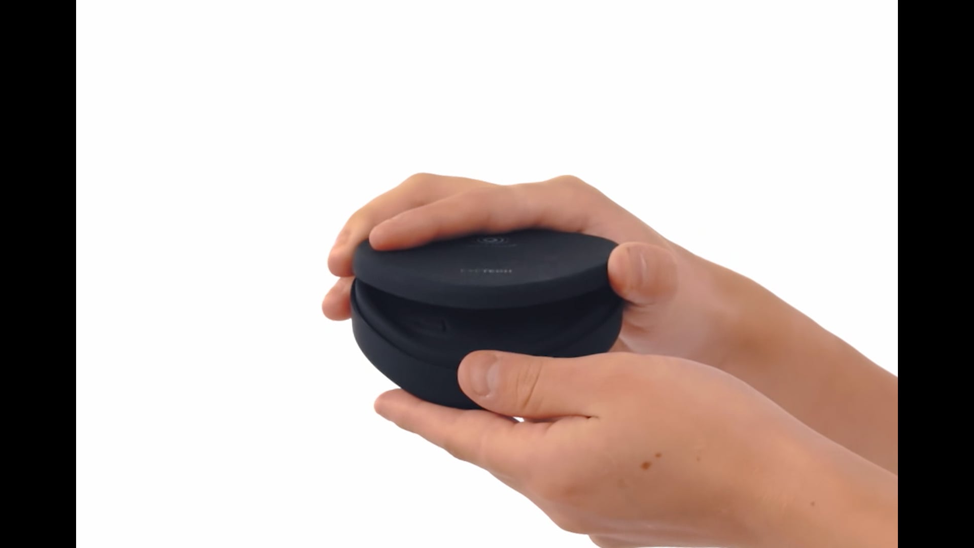 Step-by-Step Guide in 4K: Mastering the Art of Eyetech Case Handling.