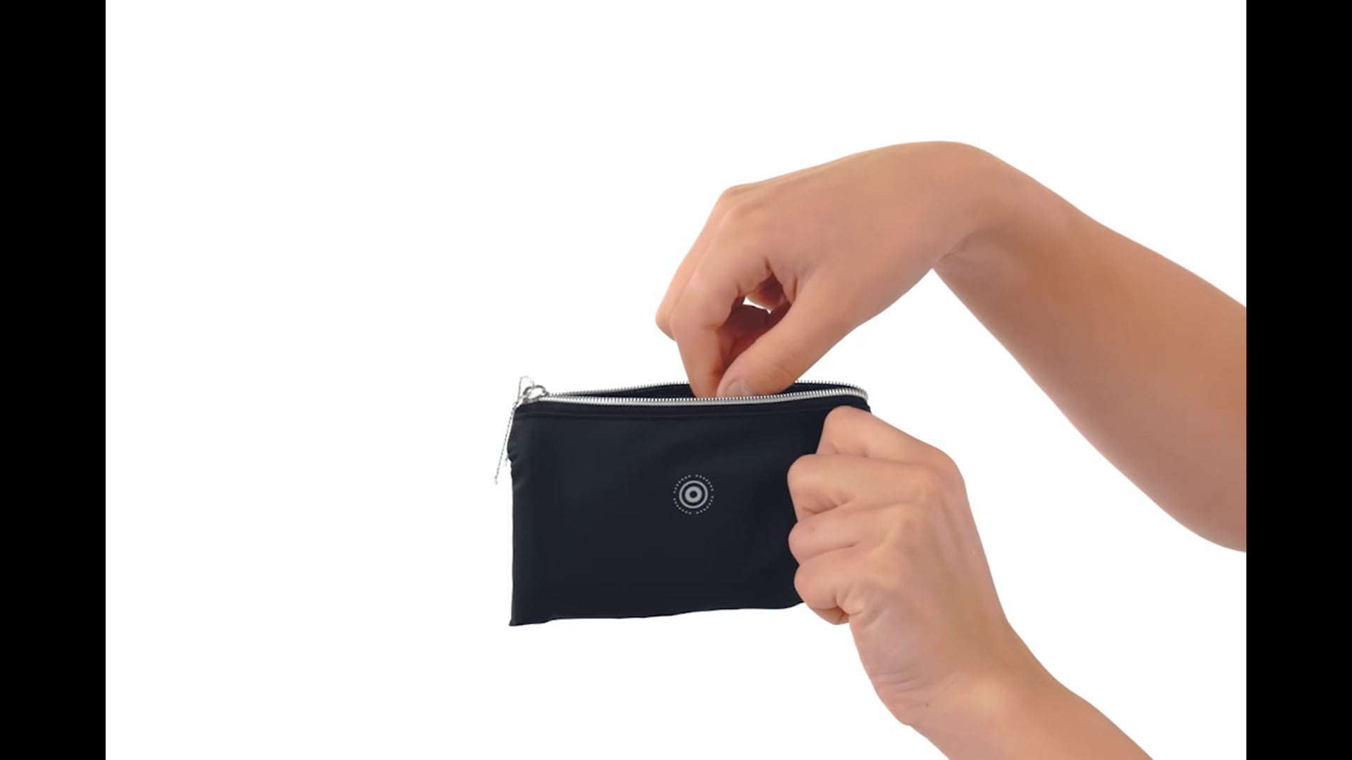 HD Tutorial: Silicon Extraction from Pouch - Unleashing Skincare Tech