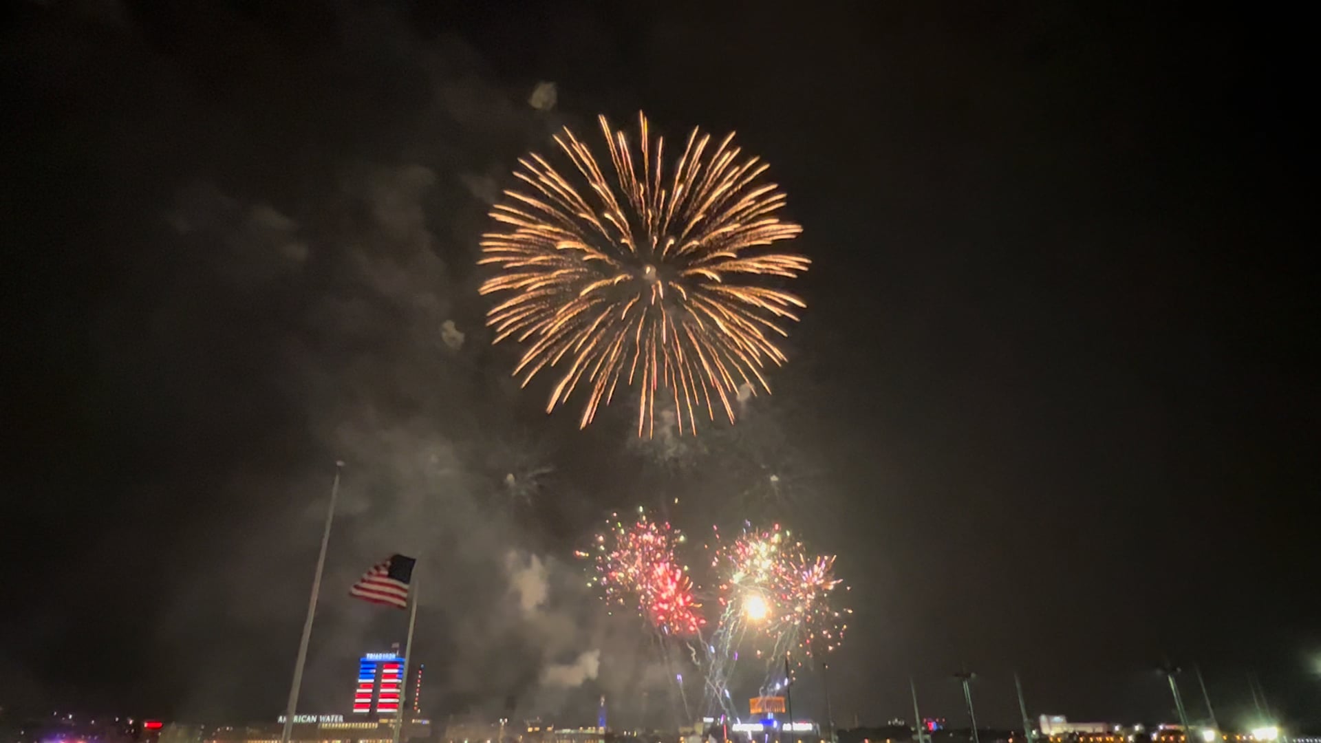 Fireworks Penns Landing on Vimeo