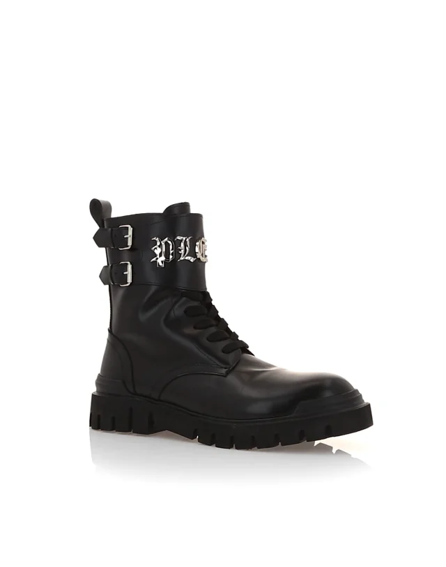 Gothic 2025 flat boots