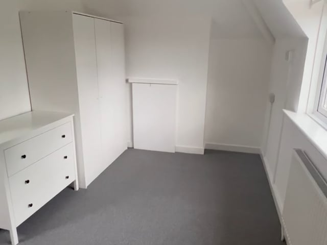 1 Very large Room available immediately  Main Photo