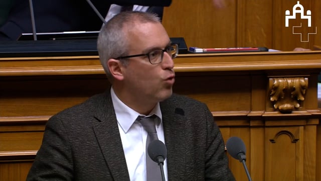 Mieux encadrer l’activité des plateformes numériques