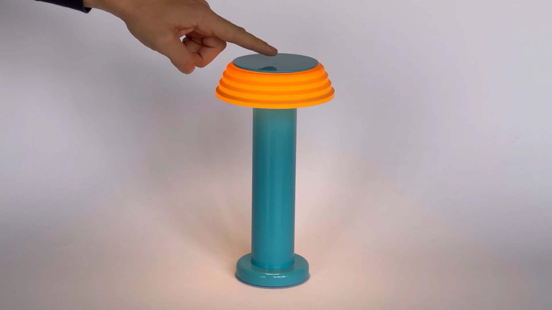 PL2 Portable Lamp — haus®