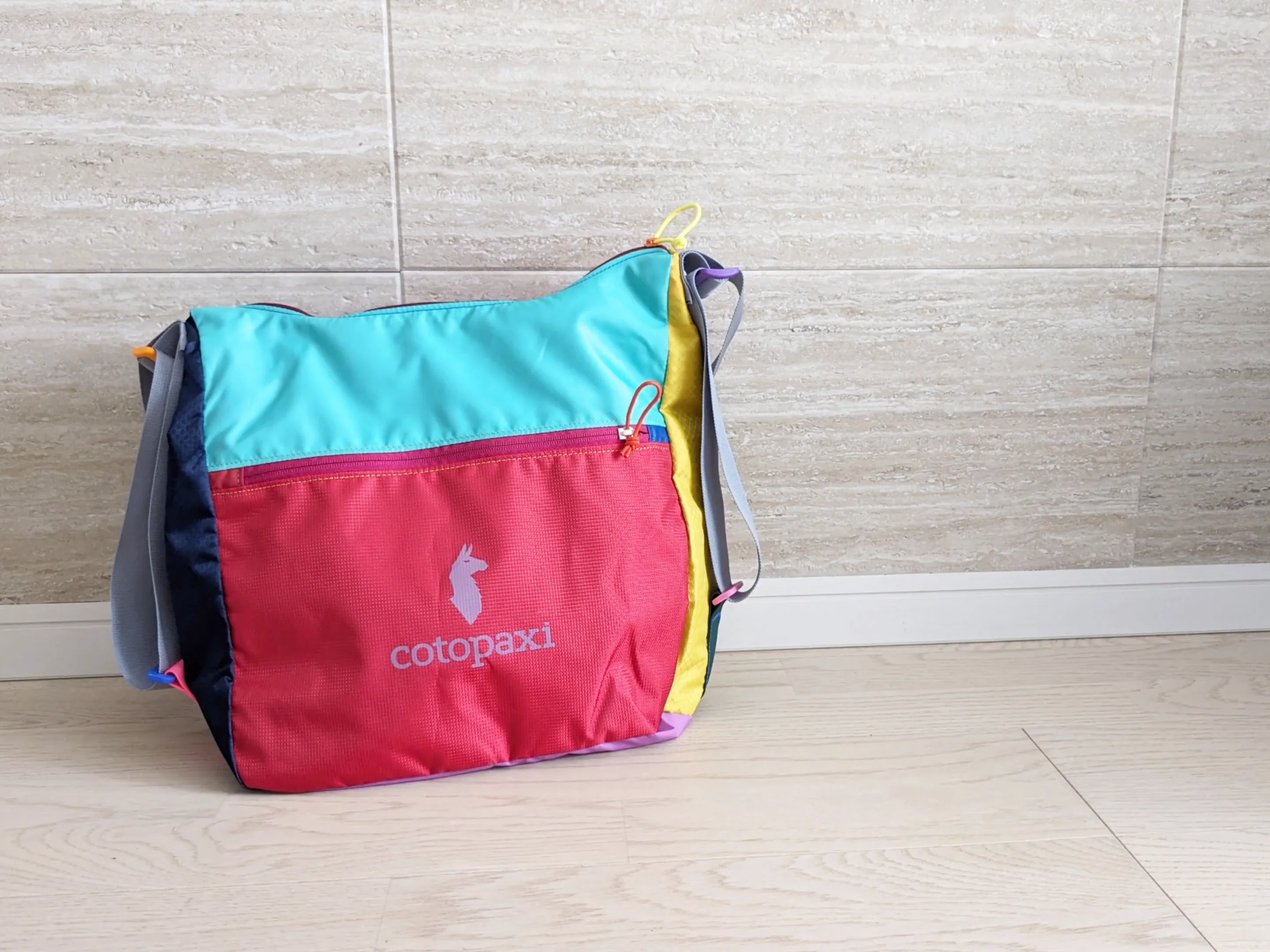 未使用・タグ付き】 Cotopaxi コトパクシ リュック ショルダー