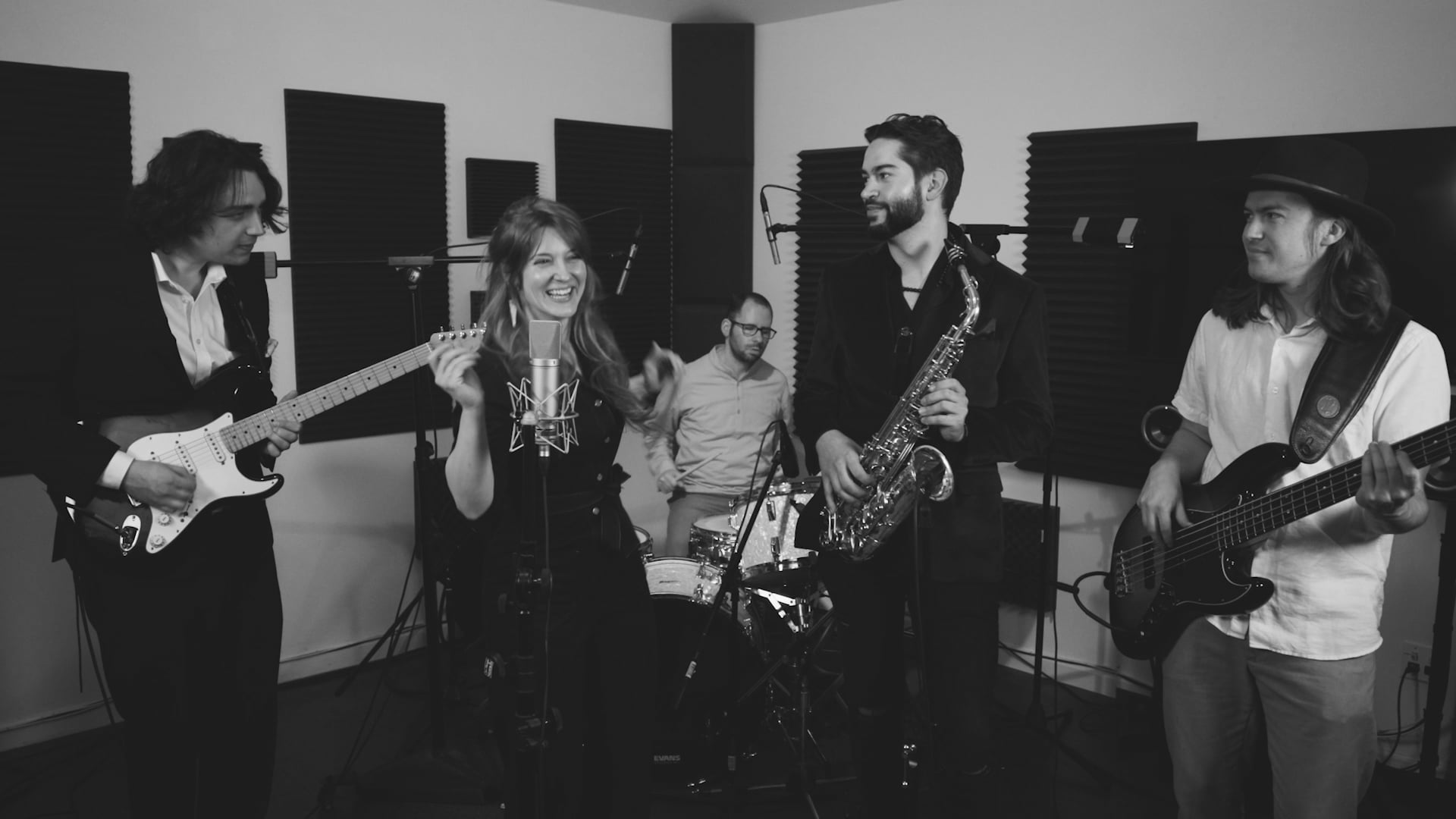 Promotional video thumbnail 5 for Morgan Treni & The Golden Estate House Band