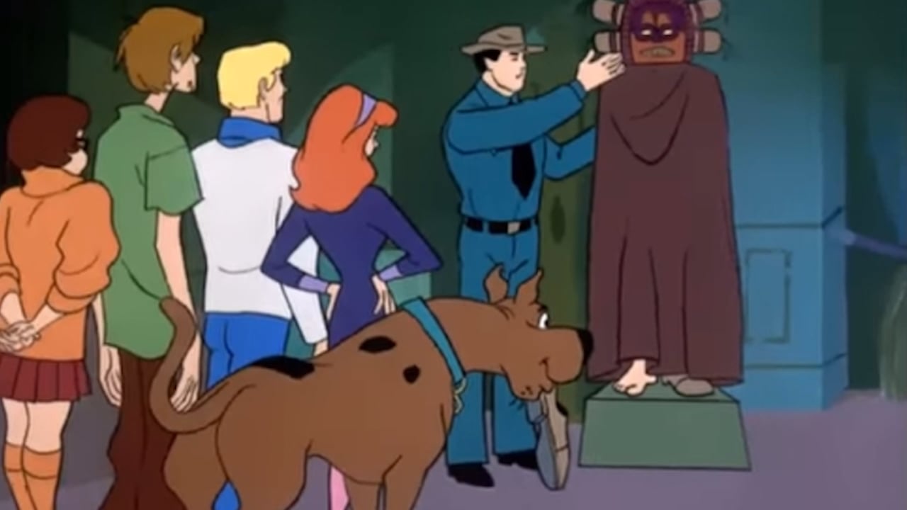 Daphne Blake: Part of the Gang or a Sexualized Stereotype? on Vimeo