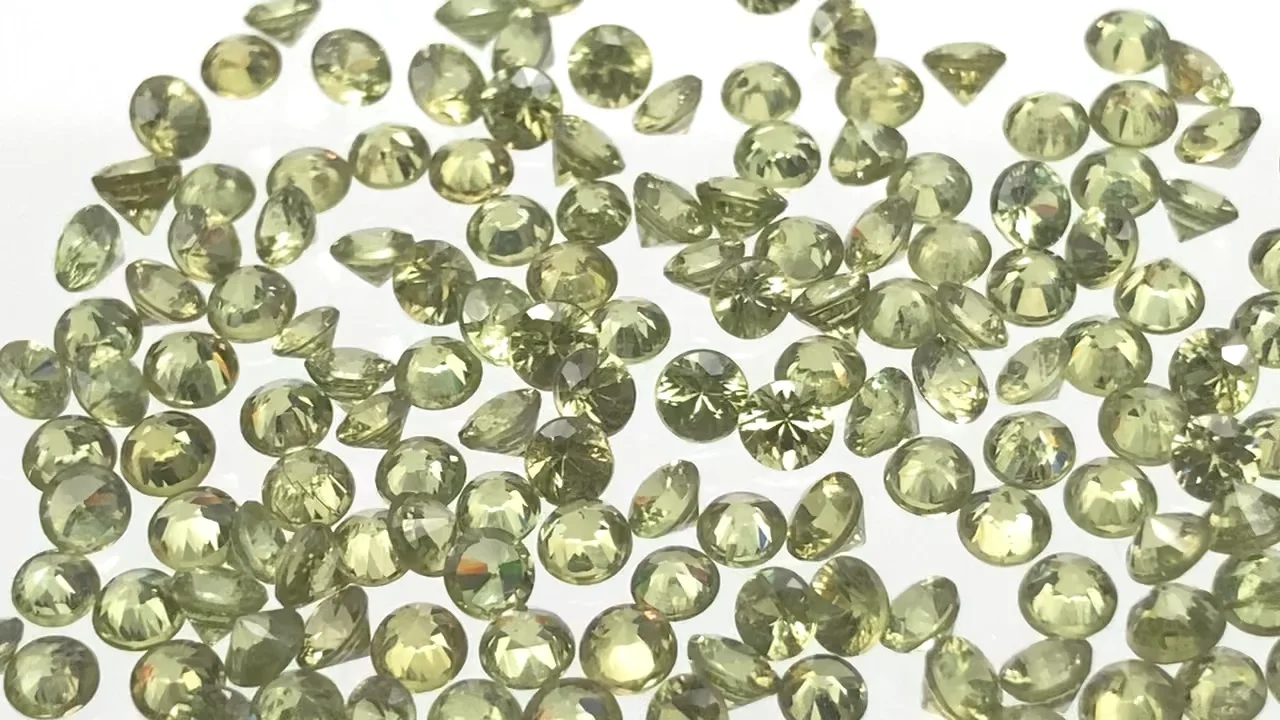 デマントイドガーネット ラウンド ファセットカット3×3mm 2粒