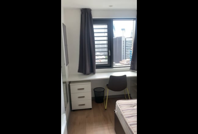 Video 1: Room without decoration