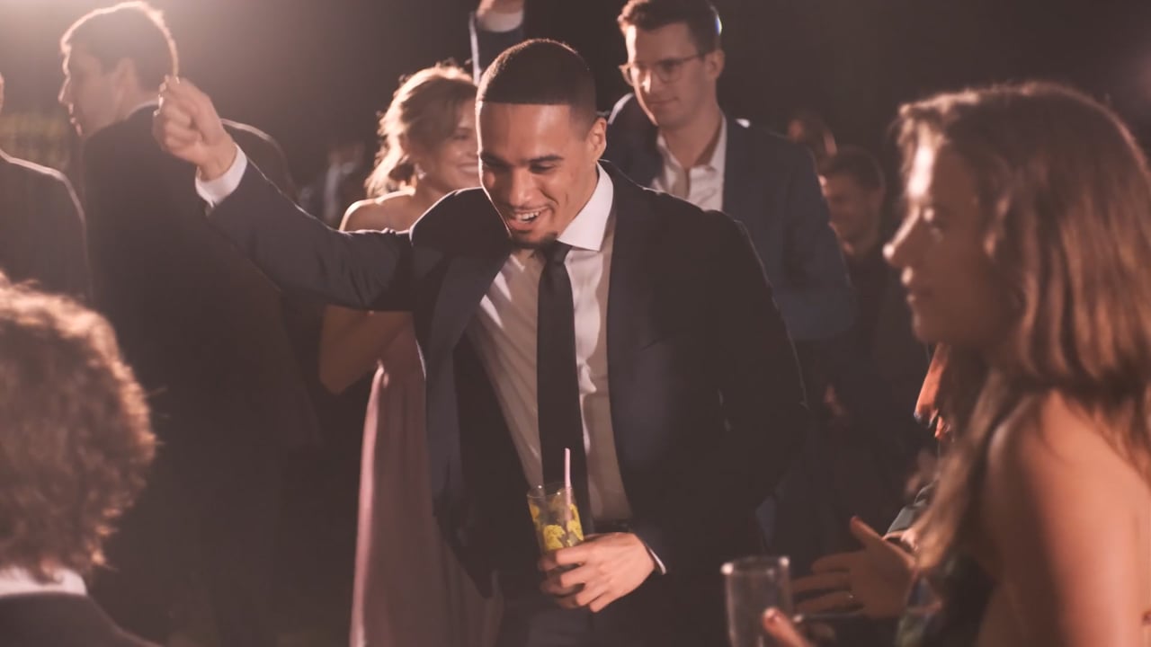 Isa & Chino - Cool Hunter