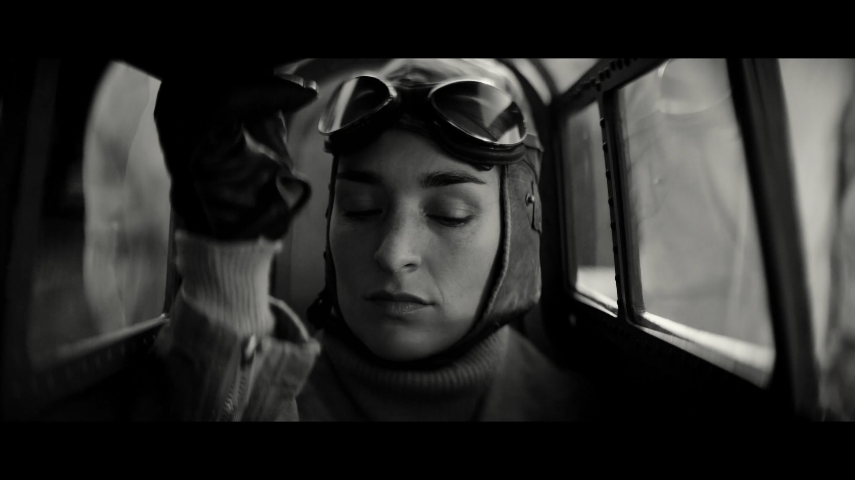 1695814085-b4756967b8dd45f95433afdce2ba5