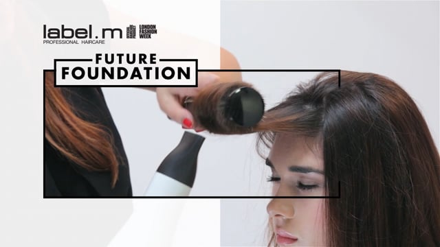 TONI&GUY: Blow Dry – Twist