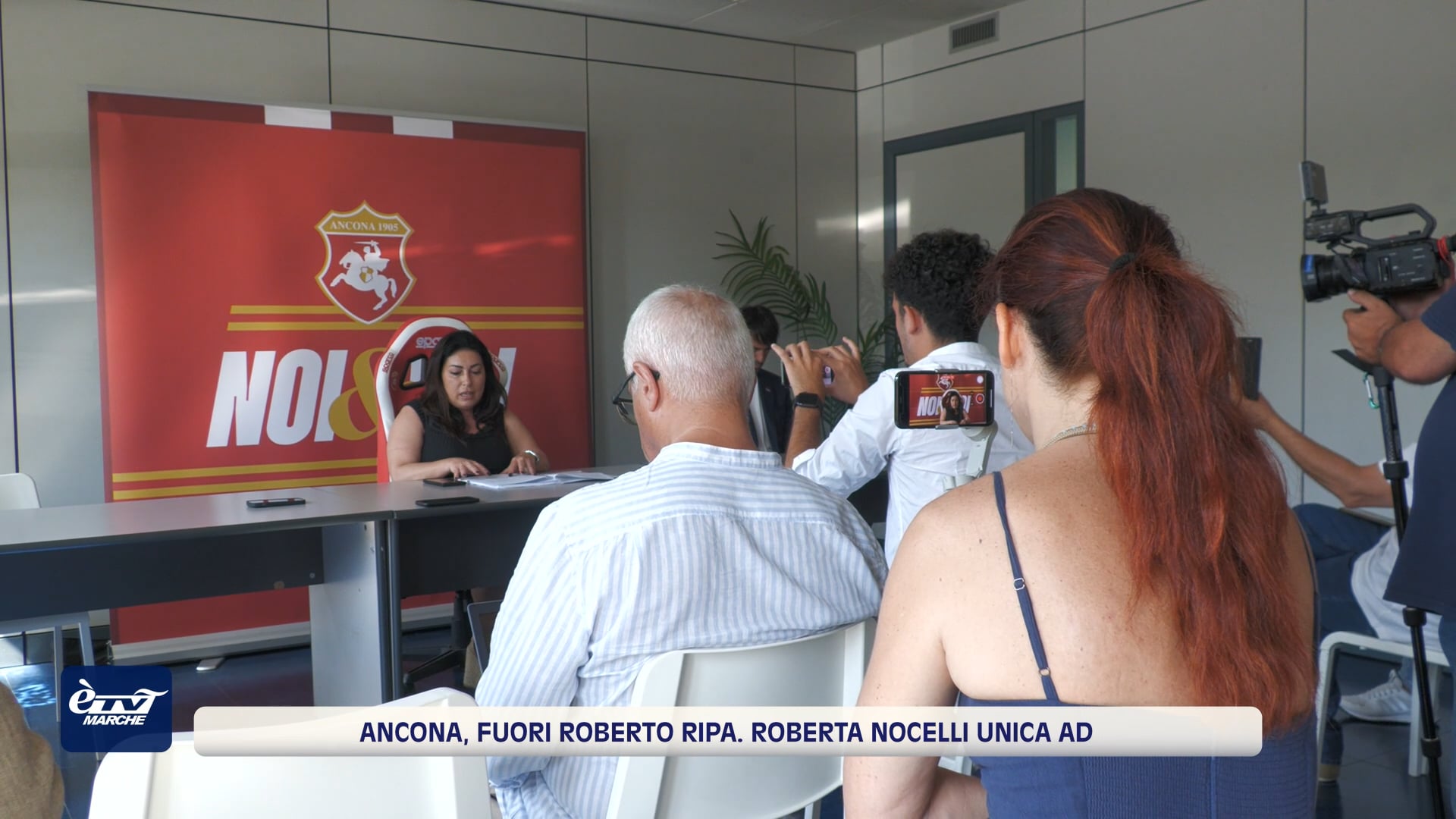 Ancona, fuori Roberto Ripa. Roberta Nocelli unica ad  - VIDEO