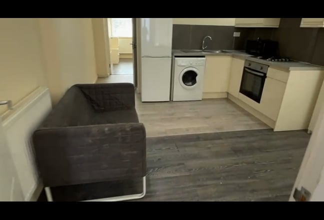 Perfect one bedroom flat Main Photo