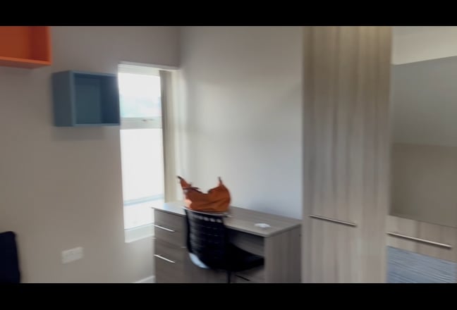 +++ One double bed in two beds flat  +++ Main Photo