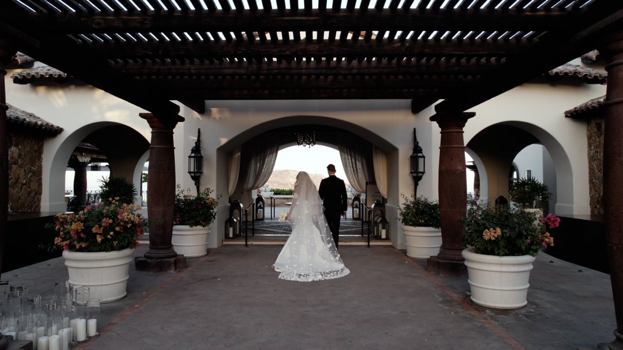 Cassie & Carter at Querencia in Los Cabos