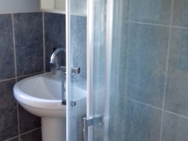 Extension with ensuite, 4 min walk to Uni of Sou-n Main Photo