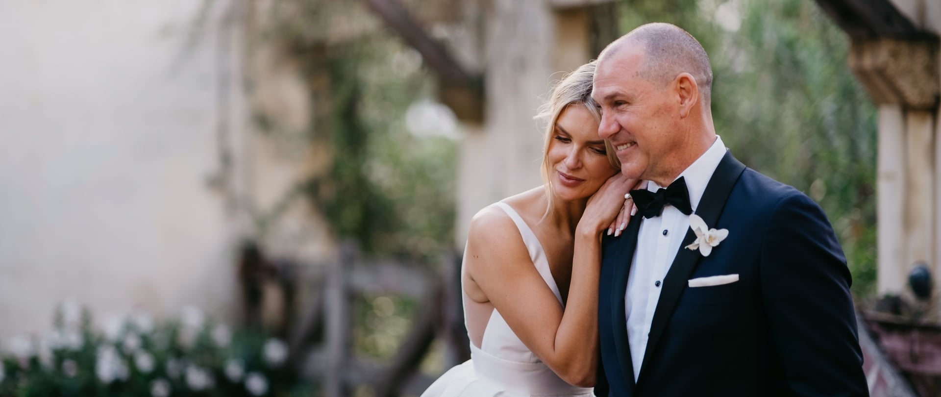 Belinda & Leon Wedding Video Filmed at Byron Bay, New South Wales