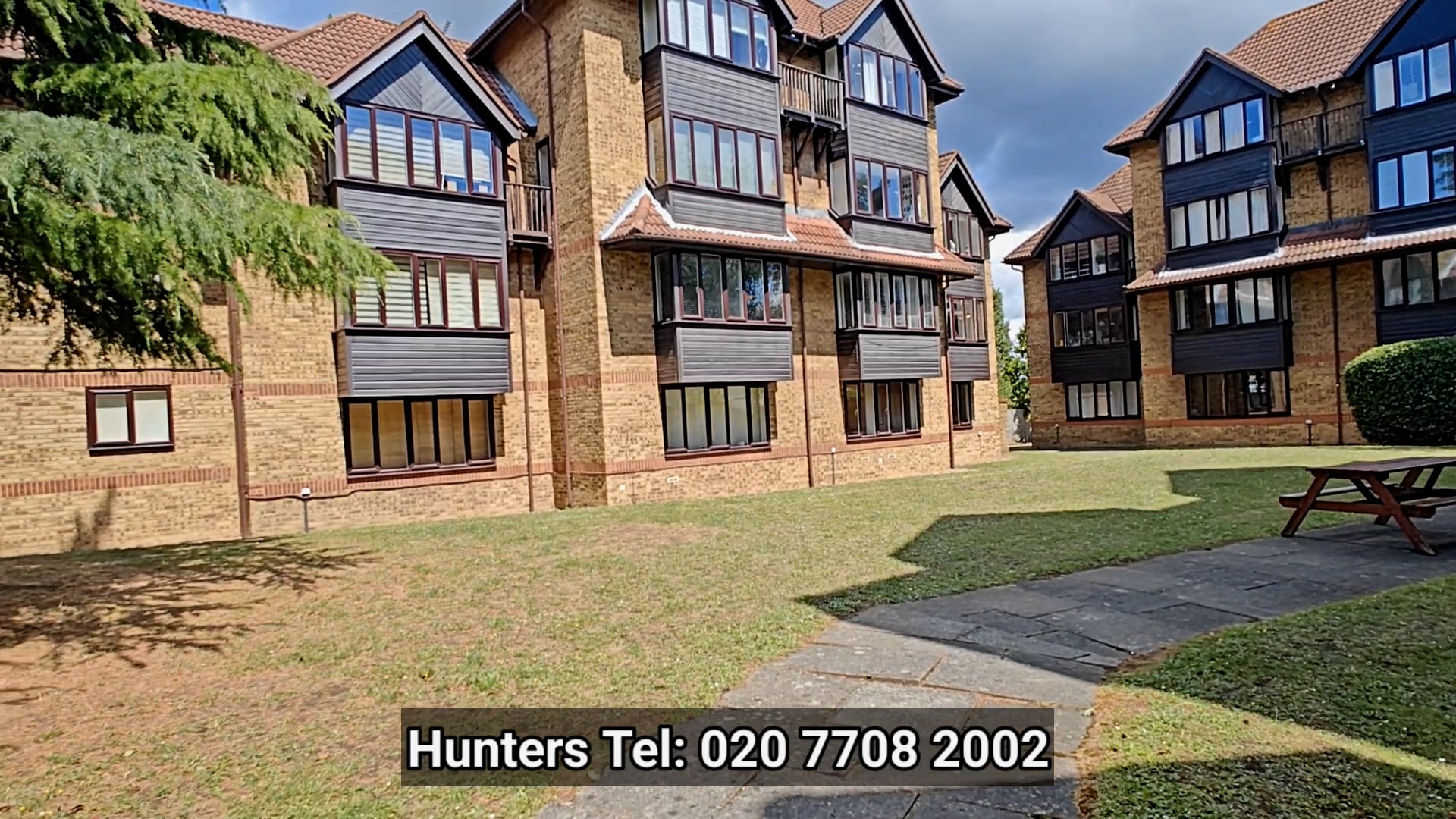 126 Linwood Close SE5 8UY on Vimeo