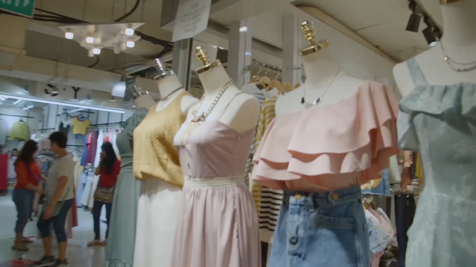 SINGAPORE AIRLINES x SINGAPORE TOURISM BOARD - FASHION