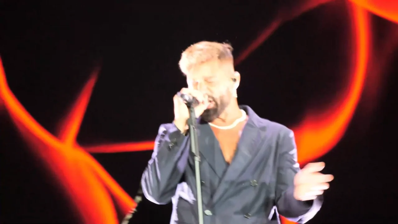 Ricky Martin- Vuelve tradução (Legendado) on Vimeo