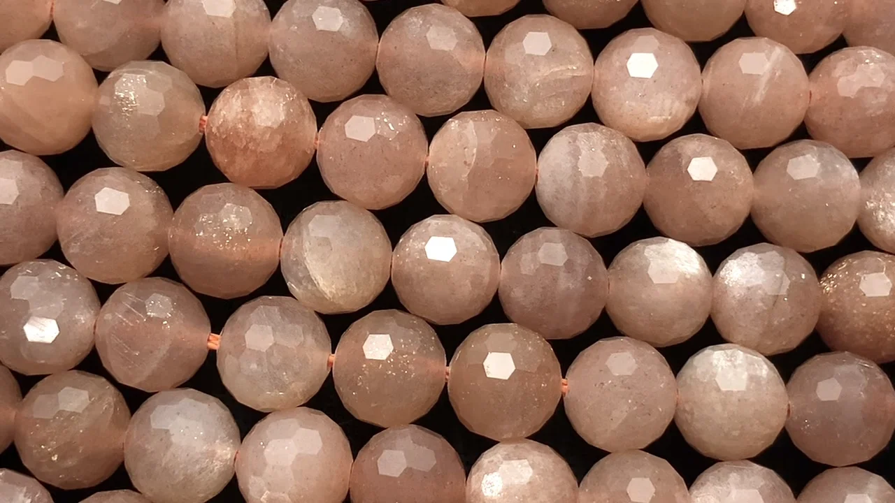 オレンジムーンストーン 128面ラウンドカット8mm 1連｜天然石ビーズの