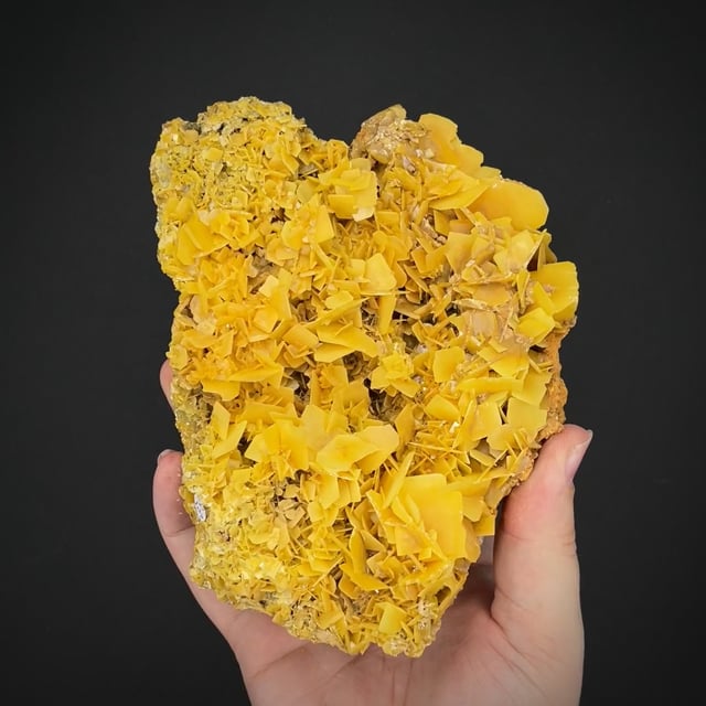 Wulfenite