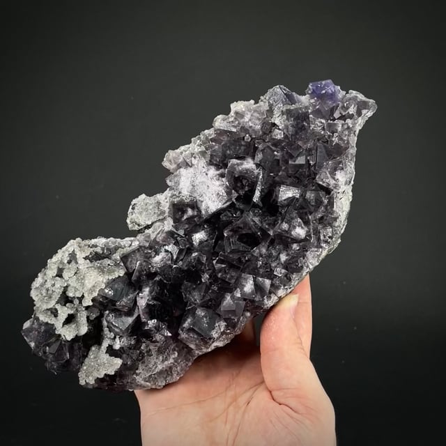 Fluorite (classic locale & notable fluorescence)