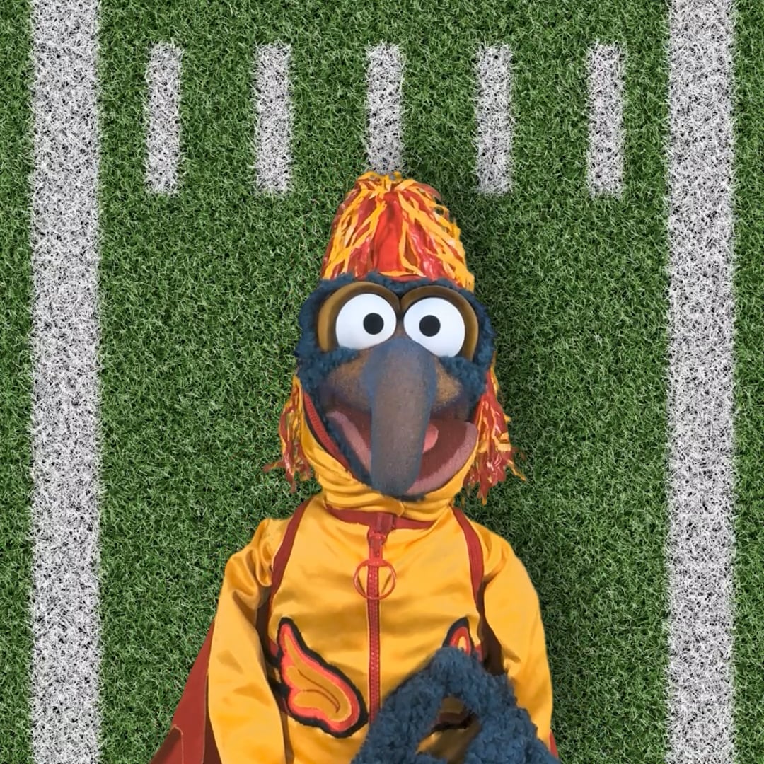 Muppets Holiday Greeting | Super Bowl w/ Gonzo on Vimeo