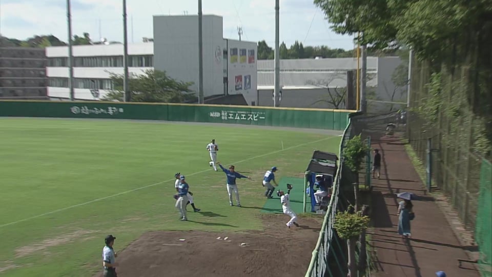 【ファーム】ファインプレー!! ライオンズ・川野涼多 ファールゾーンのフライをナイスキャッチ!!  2023年7月22日 埼玉西武ライオンズ 対 北海道日本ハムファイターズ