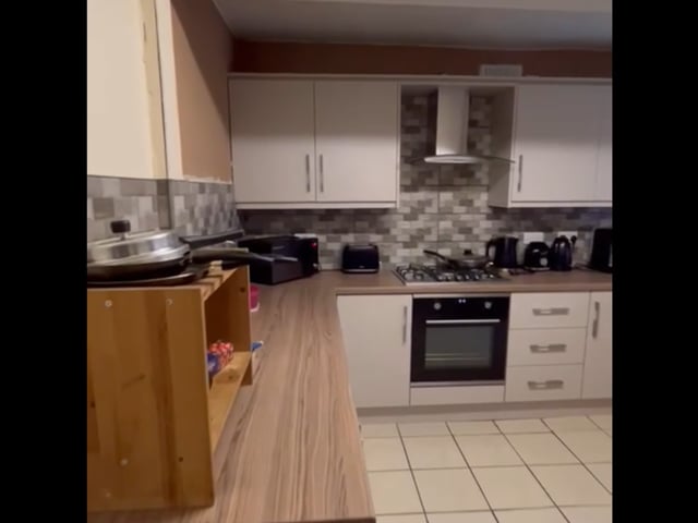 Video 1: Kitchen