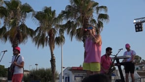 La tercera edició del 'Maribel en Xancletes' omple la platja de Riells