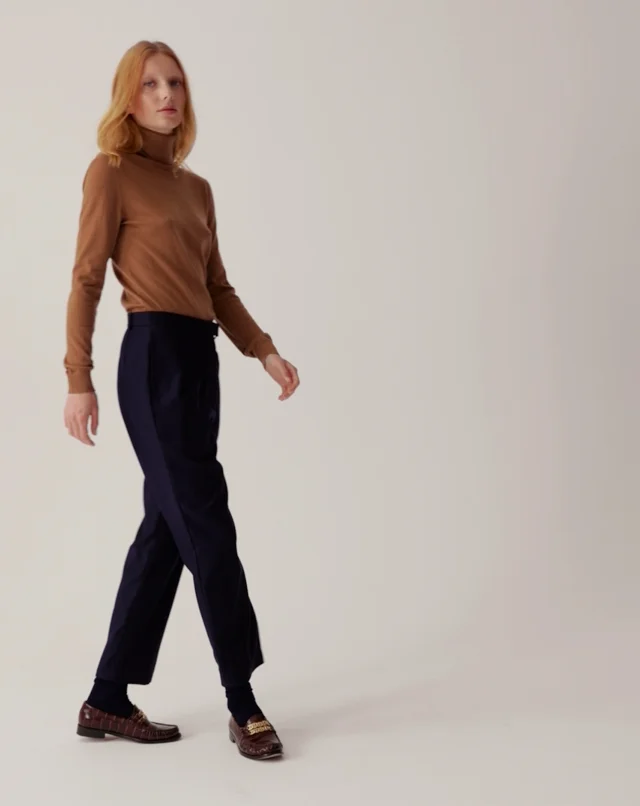 Womens Eric Bompard Pants And Leggings  Cotton and linen pegged pants  Chamomile < Noplanxing