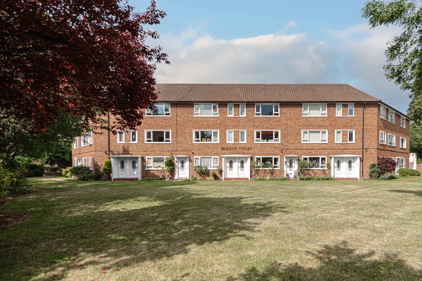 Boleyn Court, Bridge Road, East Molesey Newton Huxley on Vimeo
