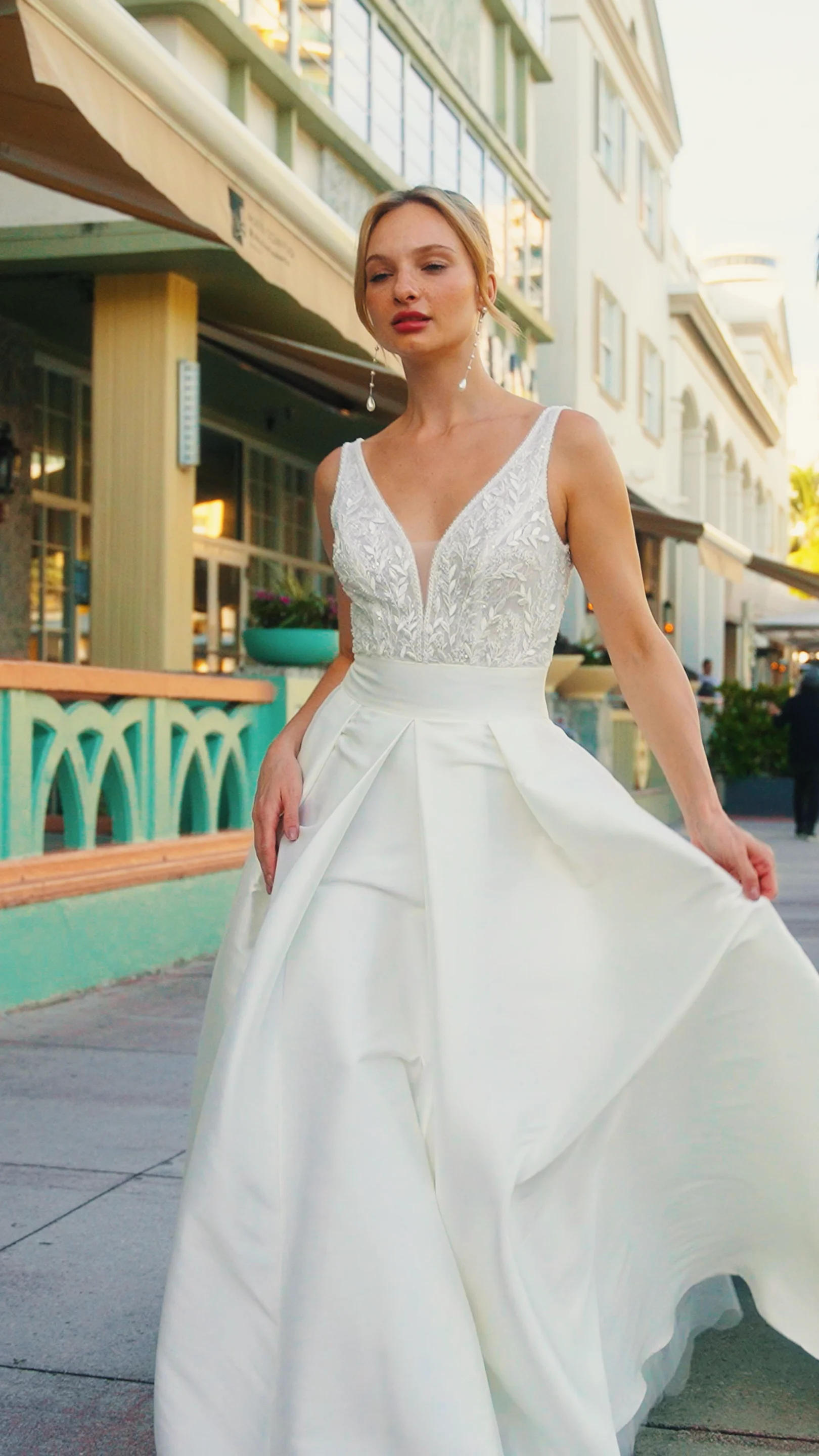 VESTIDO DE NOVIA CONSU LUNA NOVIAS