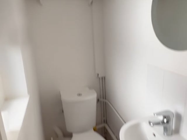 Video 1: Room 1: The rent is £208pw with all bills included. (Available NOW)