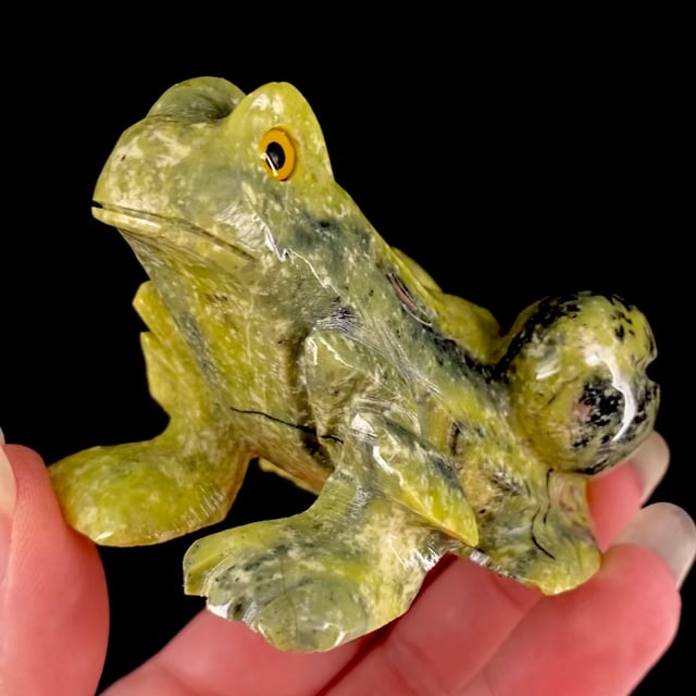 Serpentine Carving, Frog