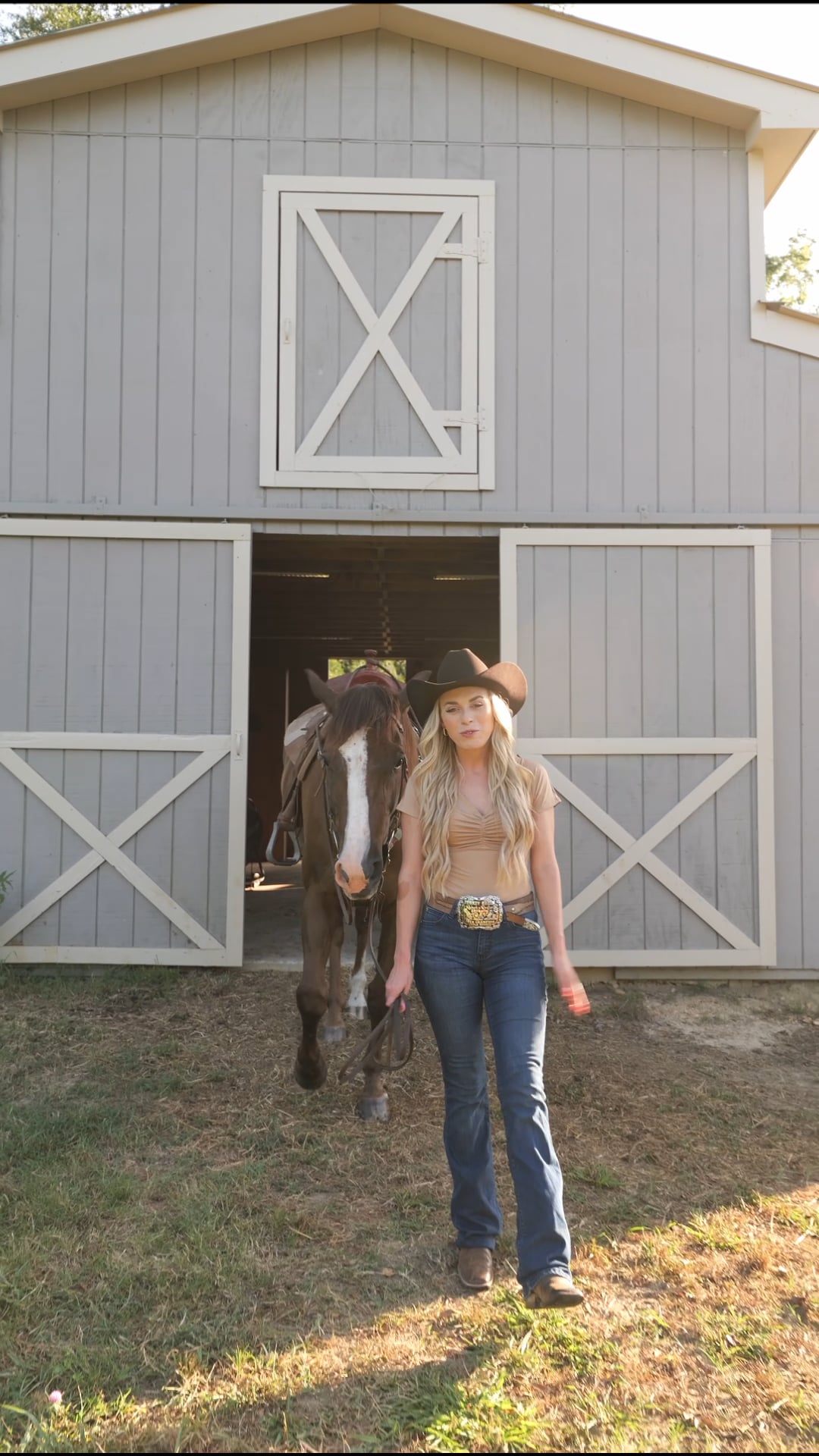 Cayla the Equestrian Realtor in Raleigh on Vimeo
