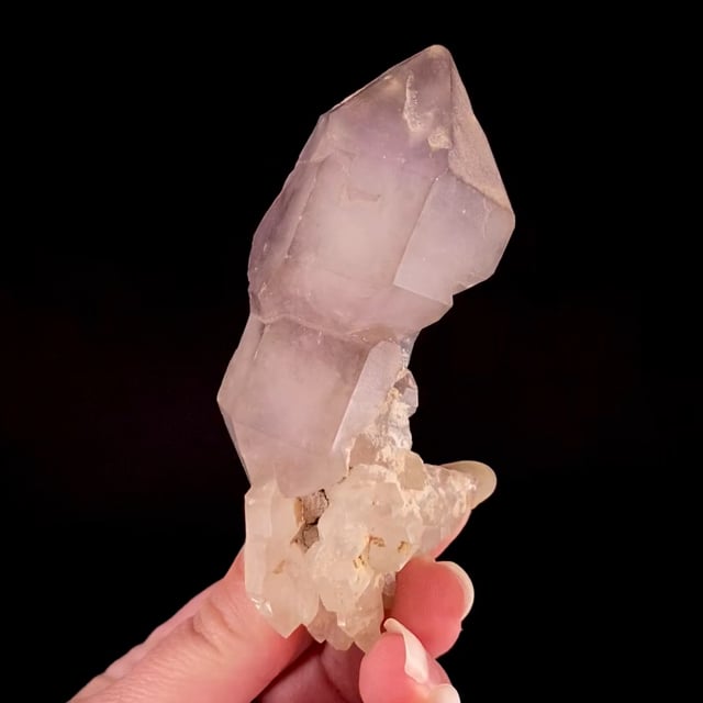 Quartz var: Amethyst (scepter) (rare Georgia locality)