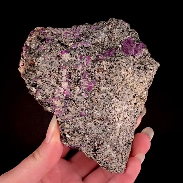 Corundum var: Ruby (classic material) | Kleggåsen Ruby Quarry