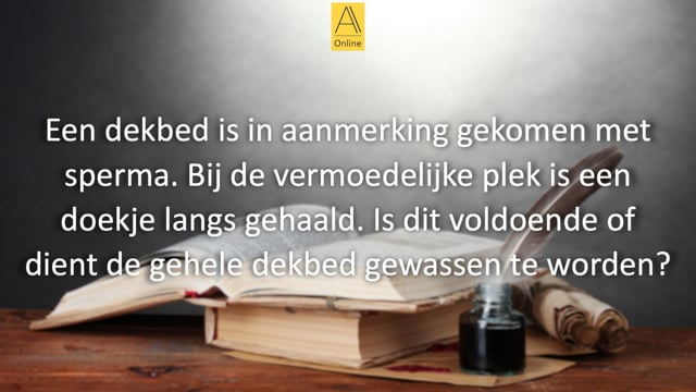 Dekbed in aanraking met mannelijke zaad.