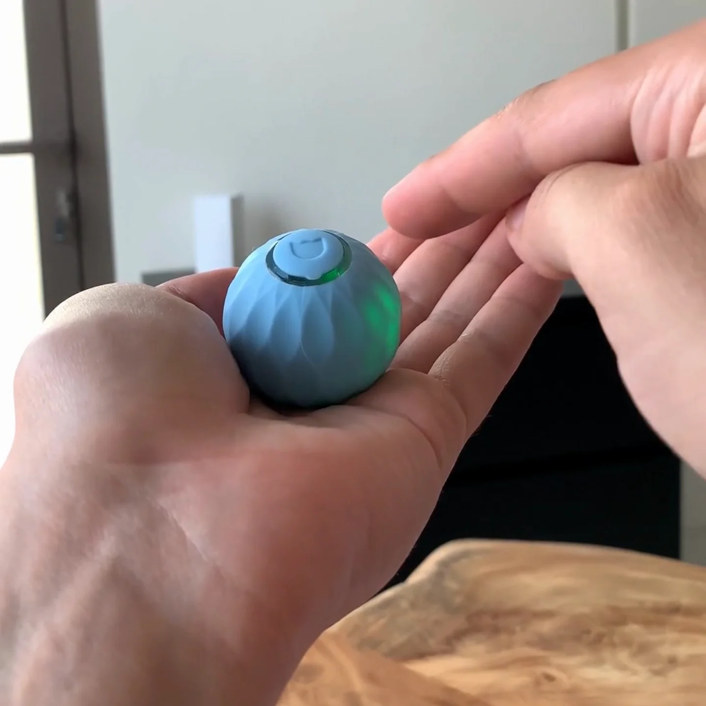 WLOOM Power Ball 2.0 - Touch Trigger on Vimeo