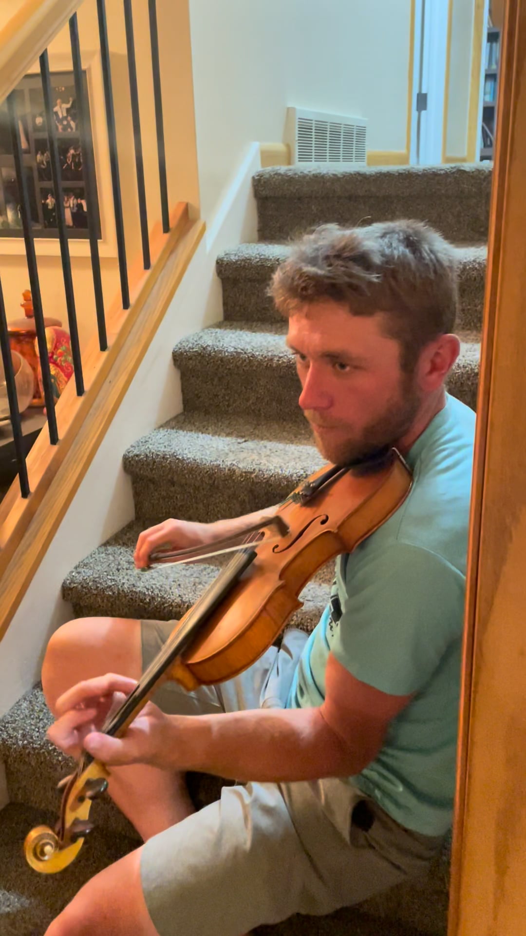 Jeremy Violin on Vimeo