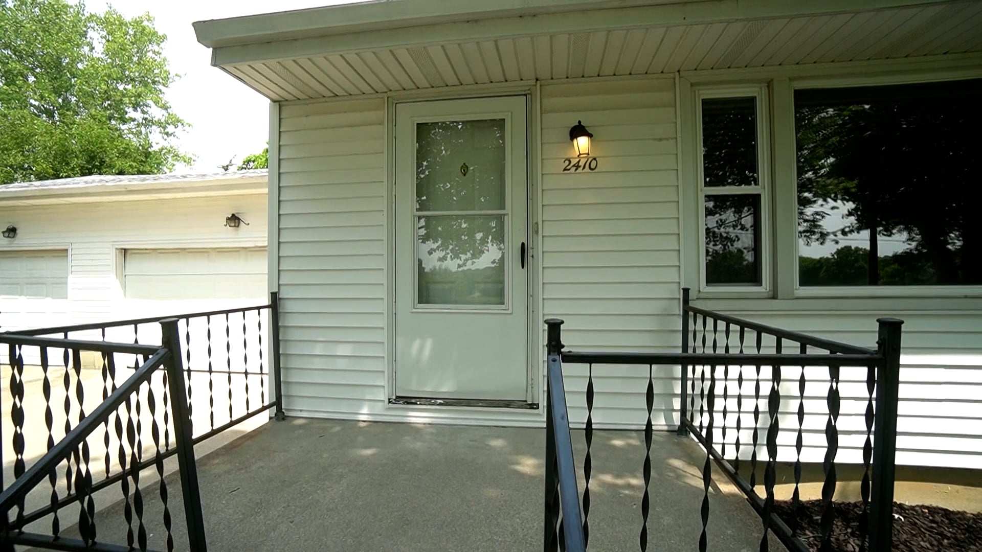 2410 Ross Hanover Rd on Vimeo