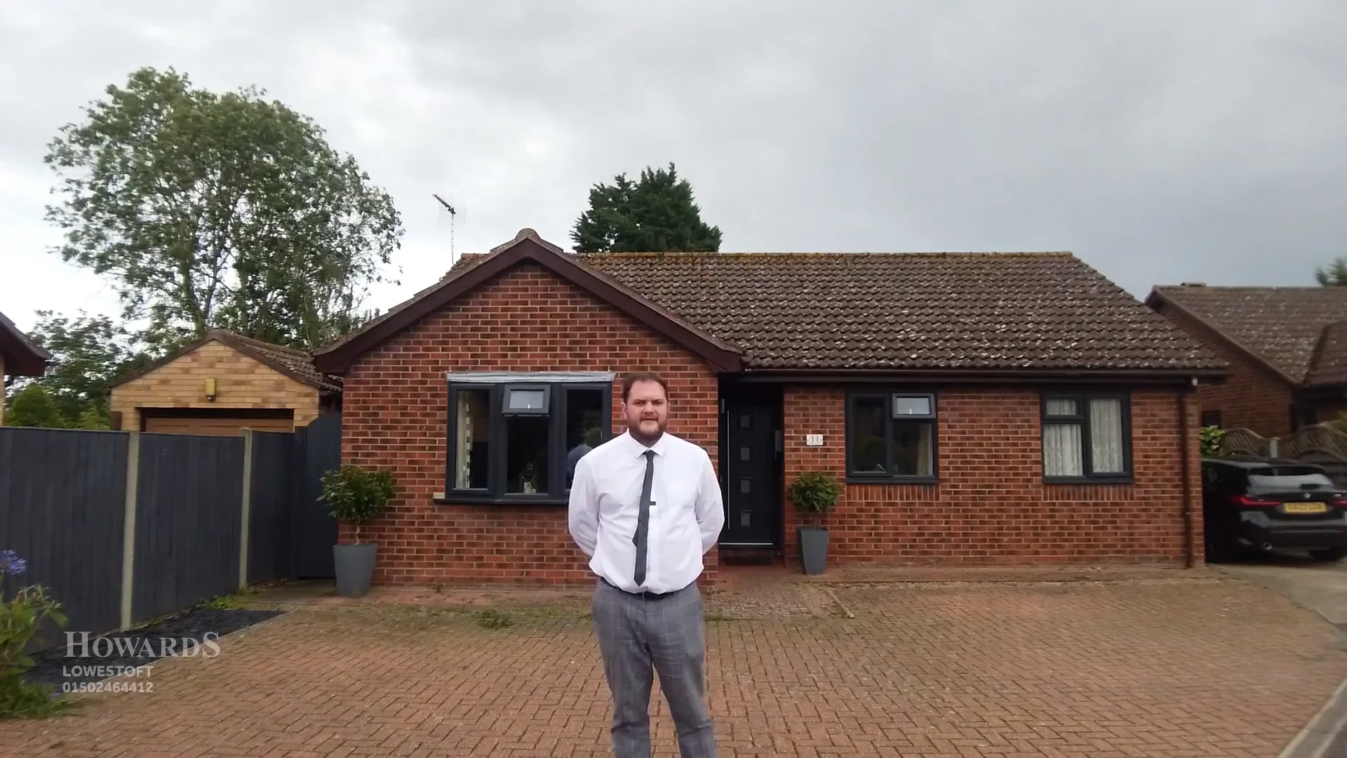 Quick Sneak Peek of Holden Close, Lowestoft, 3 bedroom Bungalow For